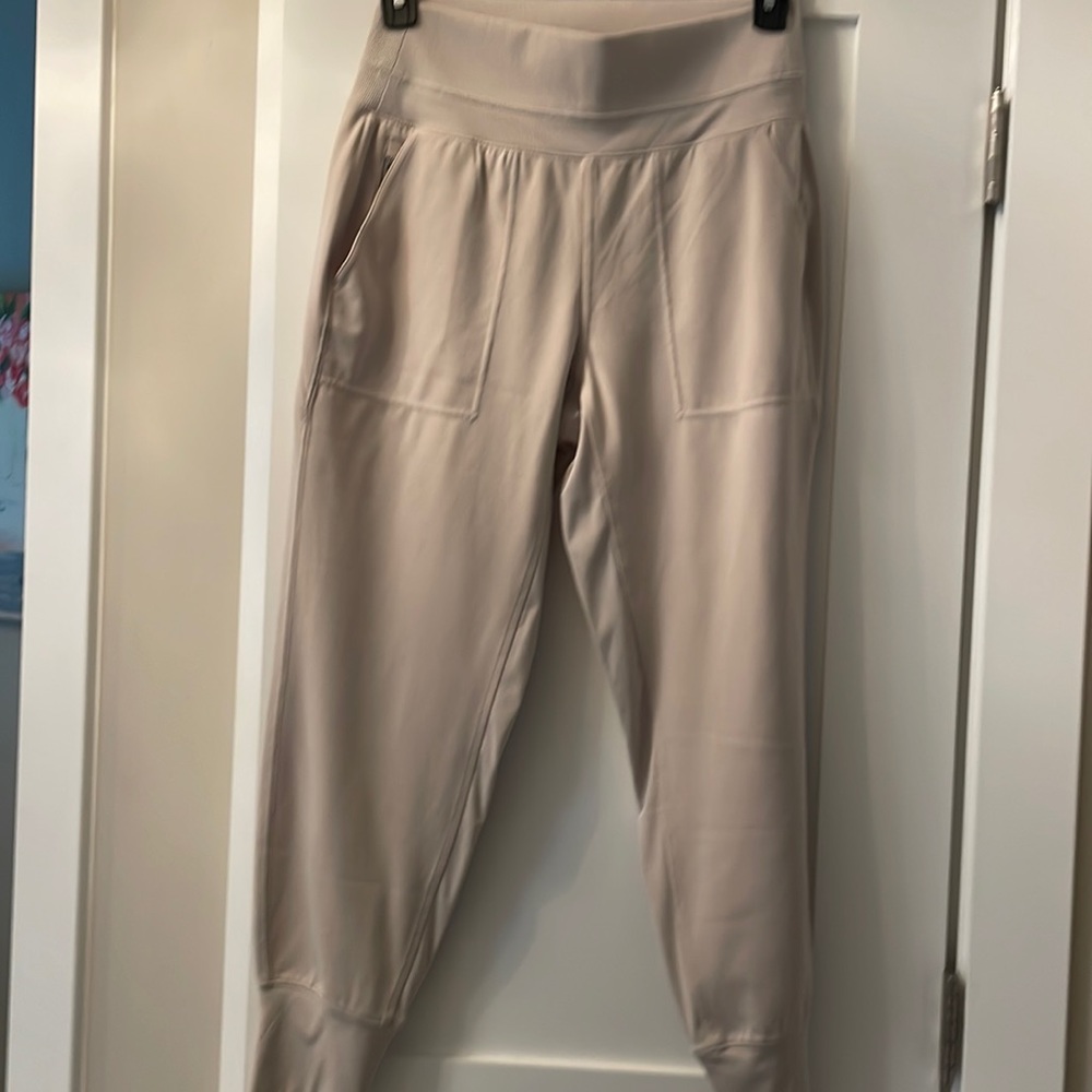 Athleta Venice jogger women’s M
